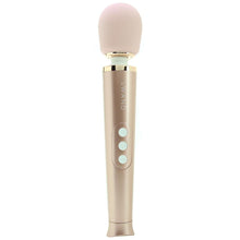 Charger l&#39;image dans la galerie, Le Wand Petite Rechargeable Vibrating Massager

